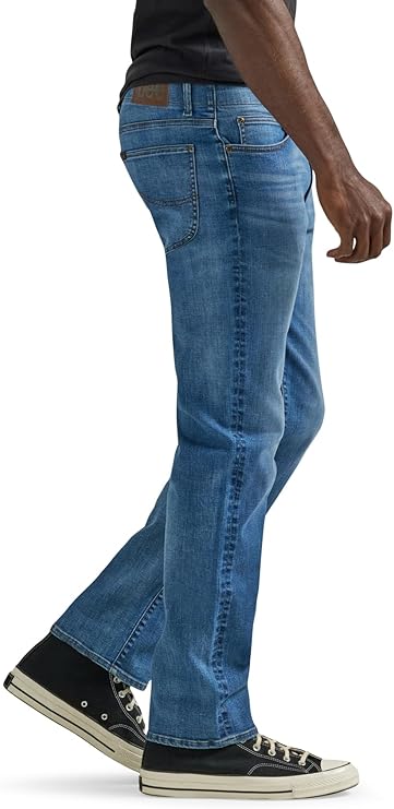 Lee Men's Extreme Motion Space Iris Regular Straight Jean