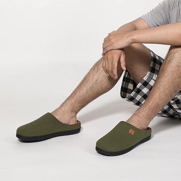 RockDove Men's Hunter Green Original Two-Tone Memory Foam Slipper - Image 4
